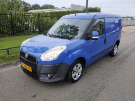 Fiat Doblo blauw 2011 (1)